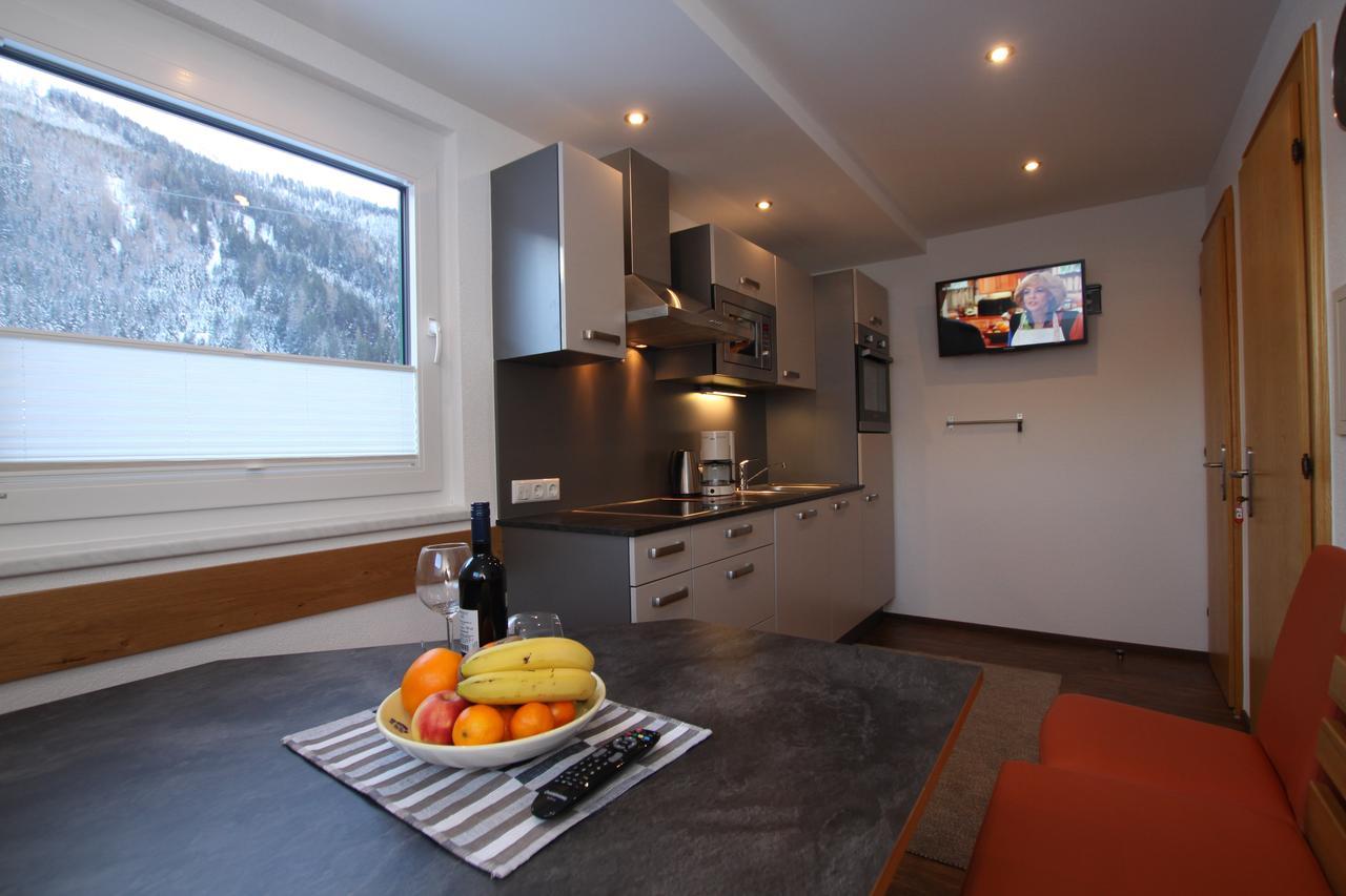 Gaestehaus Alpina St. Anton am Arlberg Eksteriør bilde